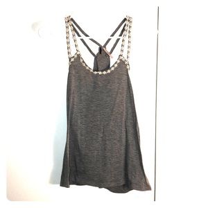 gray daisy tank top